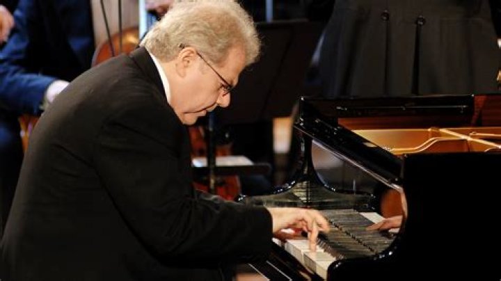 Emanuel Ax - Bio, Age, Wiki, Facts and Family
