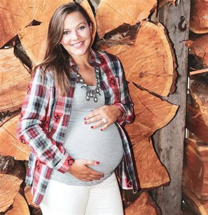 Emily Wears - Bio, Age, Wiki, Facts and Family