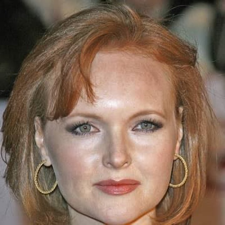 Emma Davies - Bio, Age, Wiki, Facts and Family
