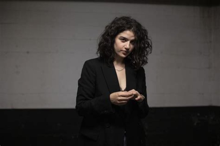 Emma Seligman: Director Detailed Bio, Age, Birthday, & Height Insights and more