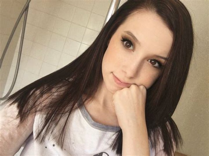 Emmahdorable - Bio, Age, Wiki, Facts and Family