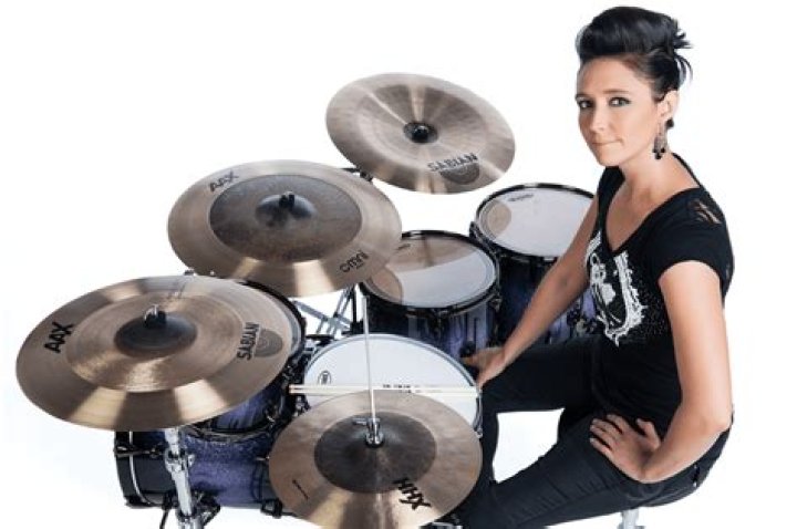 Emmanuelle Caplette - Bio, Age, Wiki, Facts and Family