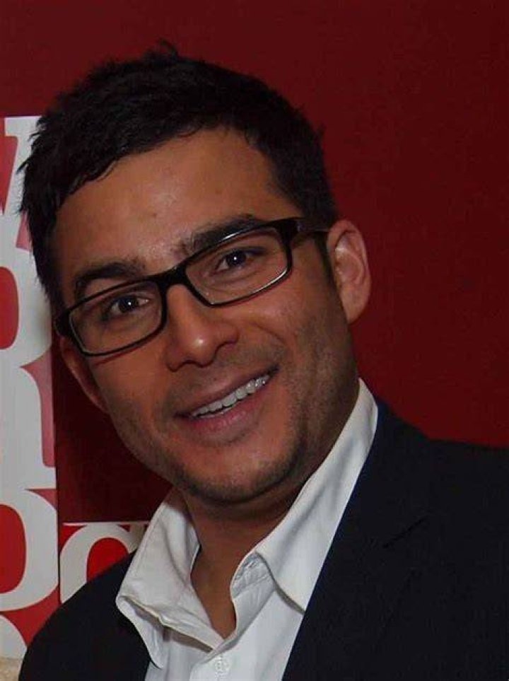 Ennis Esmer - Bio, Age, Wiki, Facts and Family
