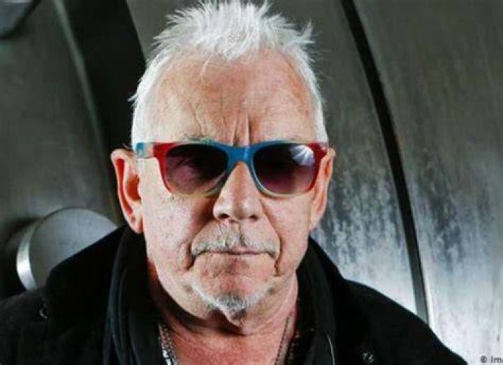 Eric Burdon - Bio, Age, net worth, height, Wiki, Facts and Family