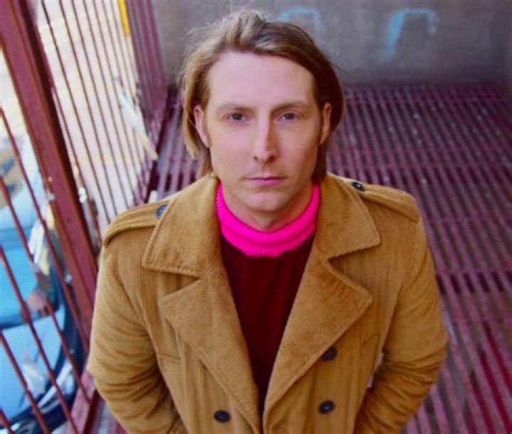 Eric Hutchinson - Bio, Age, Wiki, Facts and Family