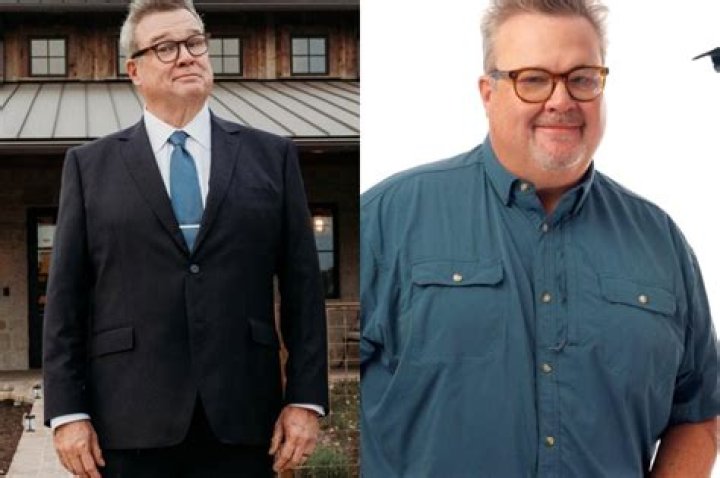 Eric Stonestreet - Bio, Age, net worth, siblings, height, Wiki, Facts and Family