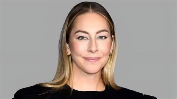 Este Haim - Bio, Age, Wiki, Facts and Family