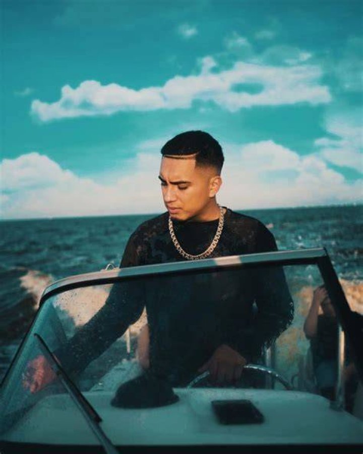 Esteban Gabriel (singer) - Wikipedia, Age, Net Worth, Biography , Spotify, TikTok, Facebook, Facts and Family