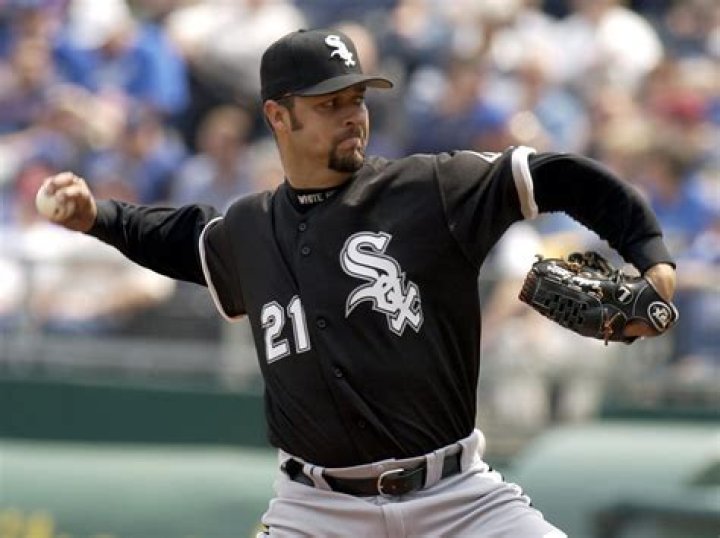 Esteban Loaiza - Bio, Age, net worth, weight, Wiki, Facts and Family