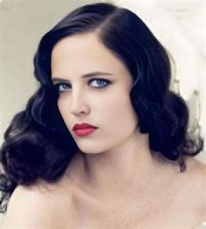 Eva Green - Bio, Age, Wiki, Facts and Family