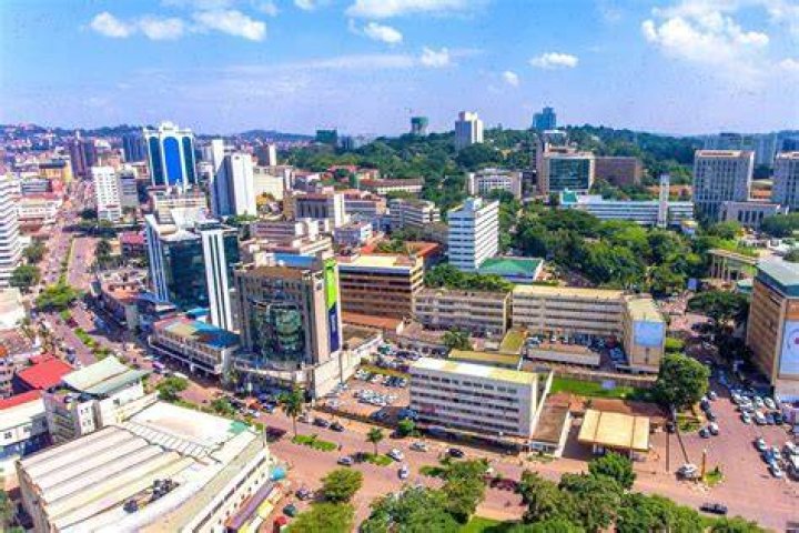 Famous has city dhiraina