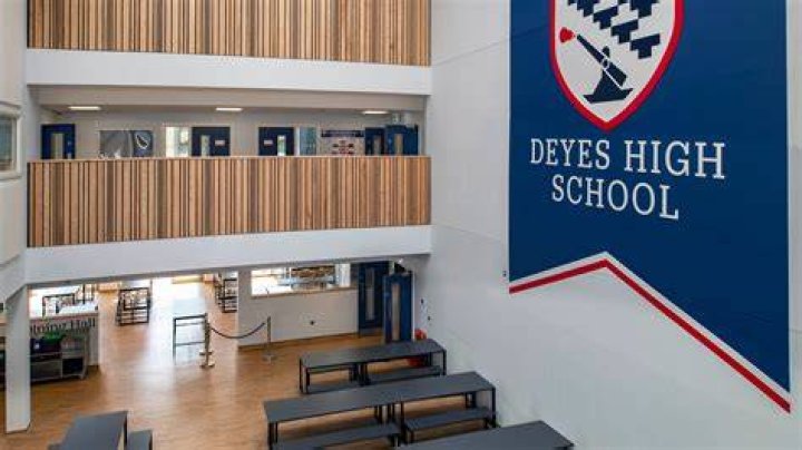 Famous has Education deyes high school