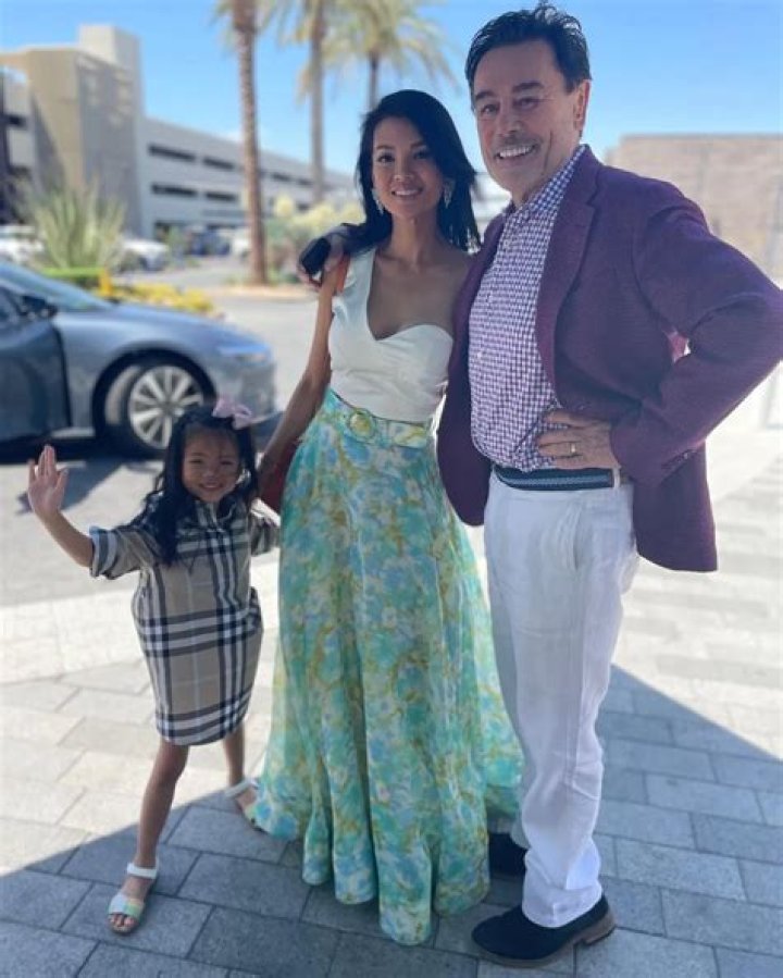 Farah Quinn - Bio, Age, Wiki, Facts and Family