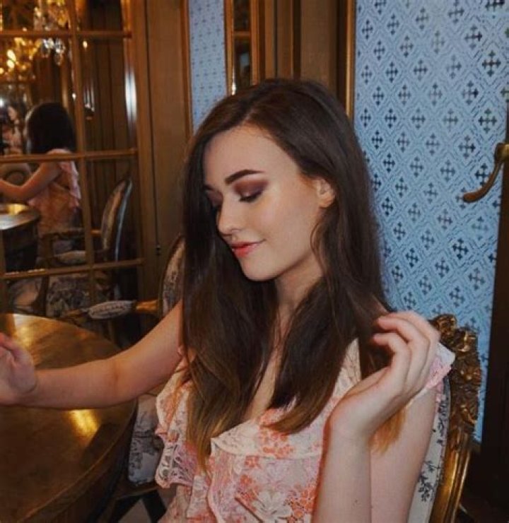Felicite Tomlinson - Bio, Age, Wiki, Facts and Family