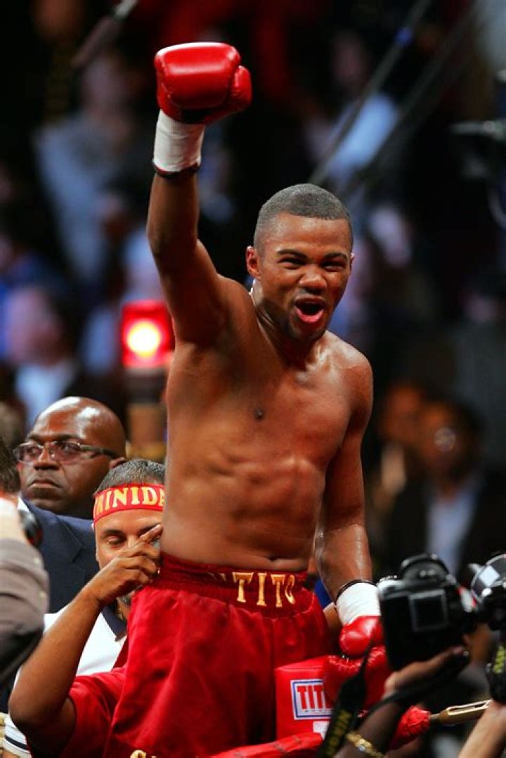 Felix Trinidad - Bio, Age, net worth, height, Wiki, Facts and Family