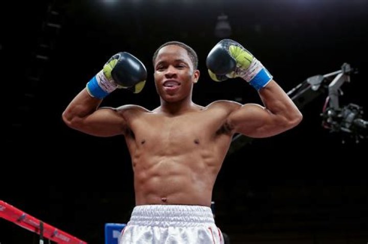 Floyd Schofield Jr. (boxer) - Wikipedia, Age, Net Worth, Biography , Spotify, TikTok, Facebook, Facts and Family