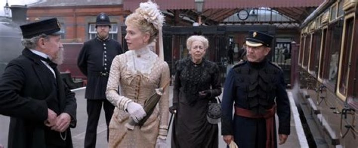 Frances de la Tour - Bio, Age, Wiki, Facts and Family