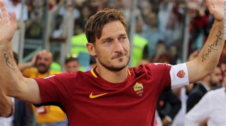 Francesco Totti - Bio, Age, net worth, height, Wiki, Facts and Family