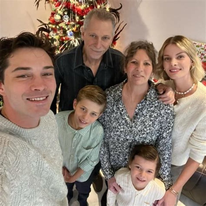 Francisco Lachowski - Bio, Age, siblings, height, Wiki, Facts and Family