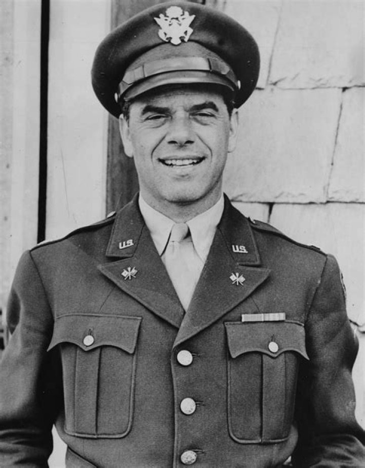 Frank Capra - Bio, Age, Wiki, Facts and Family