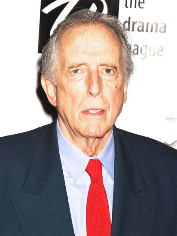 Fritz Weaver - Bio, Age, siblings, Wiki, Facts and Family