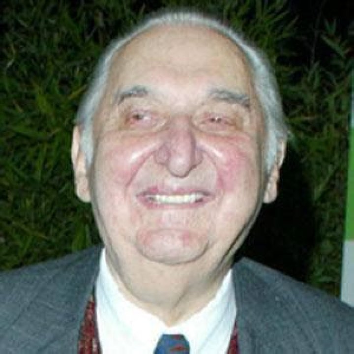 Fyvush Finkel - Bio, Age, Wiki, Facts and Family