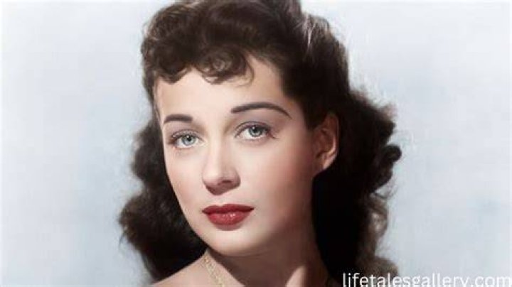 Gail Russell - Bio, Age, Wiki, Facts and Family