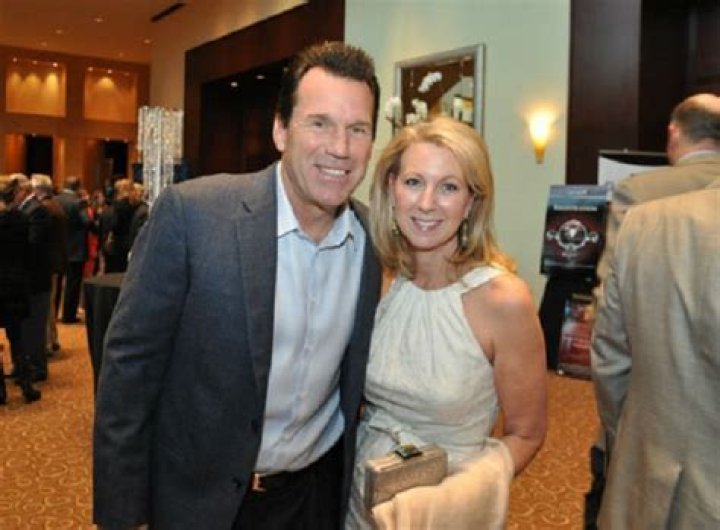 Gary Kubiak - Bio, Age, net worth, Wiki, Facts and Family