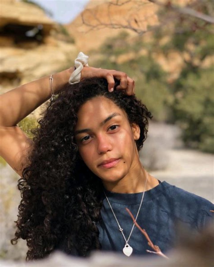 Genessy Castillo - Bio, Age, Wiki, Facts and Family