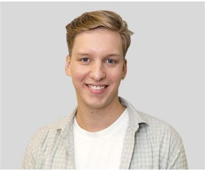 George Ezra - Bio, Age, net worth, weight, height, Wiki, Facts and Family