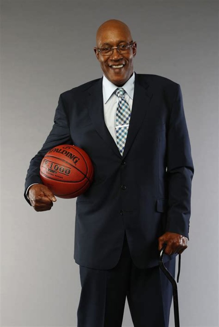 George McGinnis - Bio, Age, weight, height, Wiki, Facts and Family