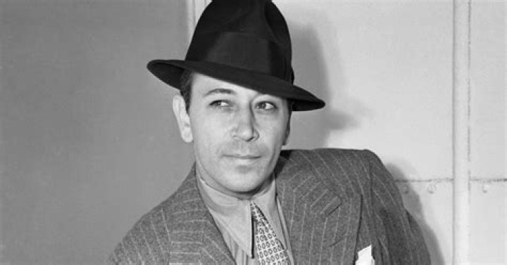 George Raft - Bio, Age, net worth, height, Wiki, Facts and Family