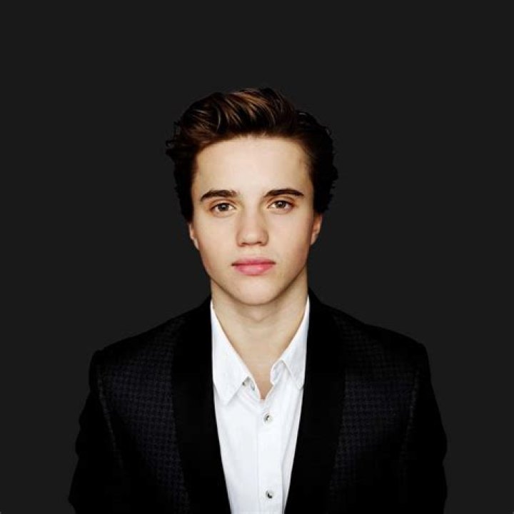 George Sear - Bio, Age, Wiki, Facts and Family