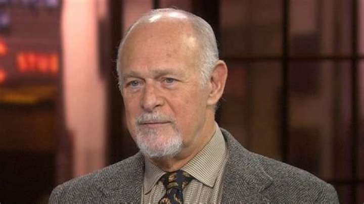 Gerald McRaney - Bio, Age, net worth, height, Wiki, Facts and Family