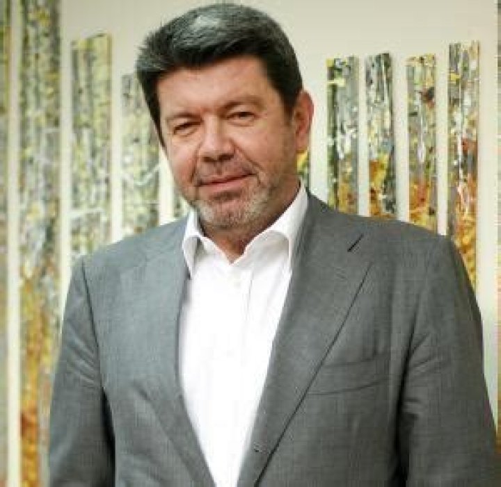 Giannis Latsios - Biography, Age, Wiki, Facts and Family