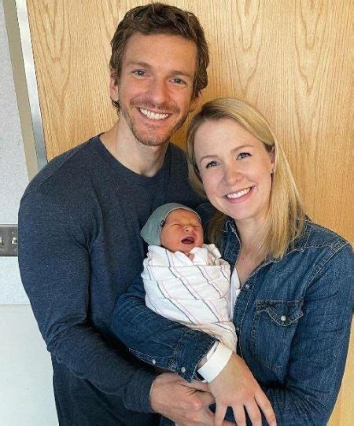 Ginna Claire Mason - Bio, Age, Wiki, Facts and Family