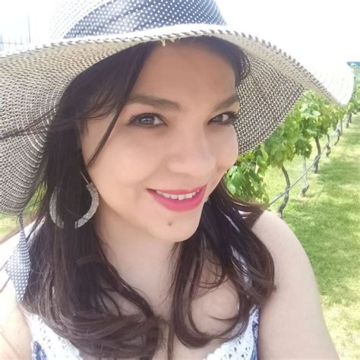 Gladys Zender - Bio, Age, Wiki, Facts and Family