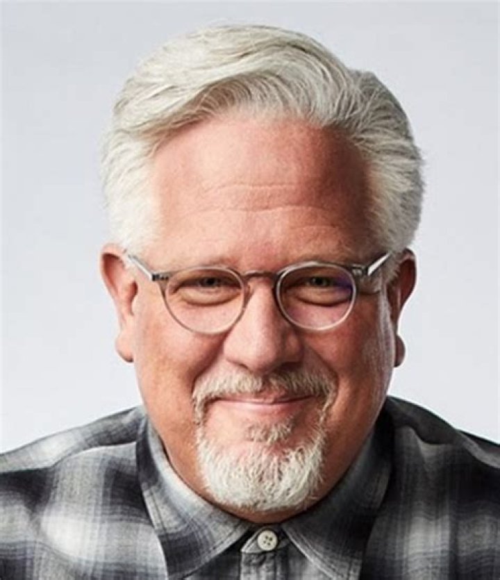 Glenn Beck - Bio, Age, height, weight, Wiki, Facts and Family
