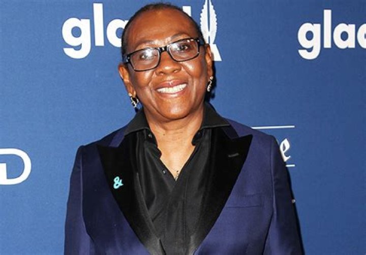 Gloria Carter (familymember)-Wiki, Age, Net Worth, Biography , Spotify, TikTok, Facebook, Facts and Family