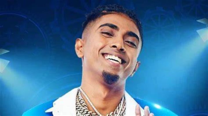 Gori Nagori: World Music Singer Detailed Bio, Age, Birthday, & Height Insights and more