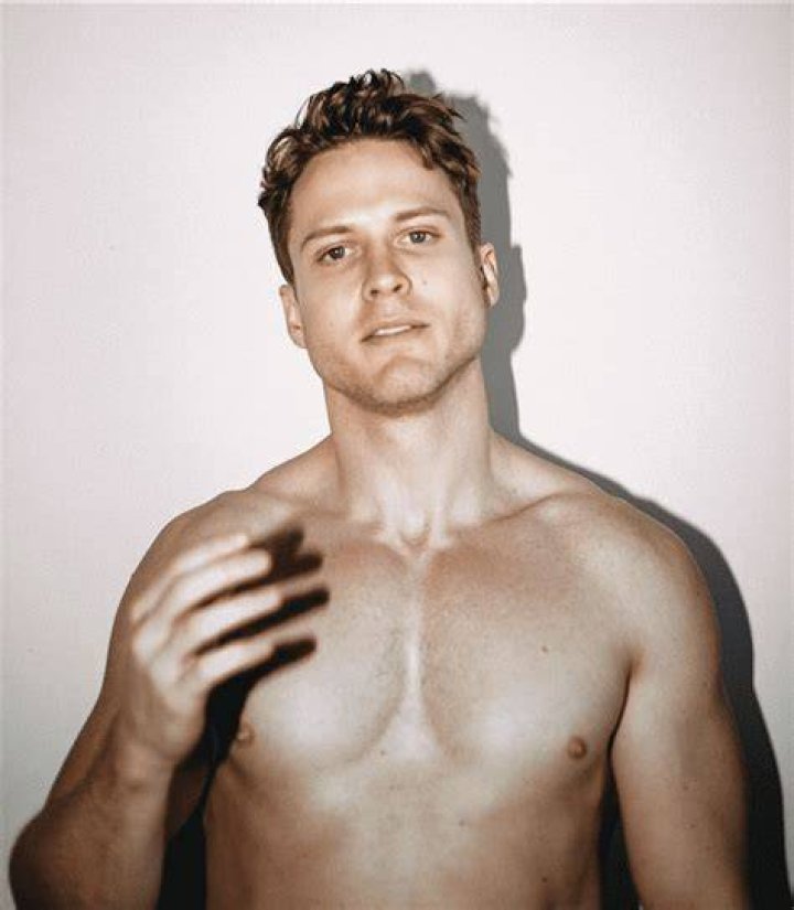 Graham Parkhurst: TV Actor Detailed Bio, Age, Birthday, & Height Insights and more
