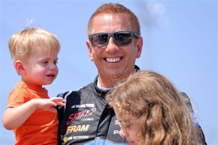 Greg Biffle - Bio, Age, net worth, Wiki, Facts and Family