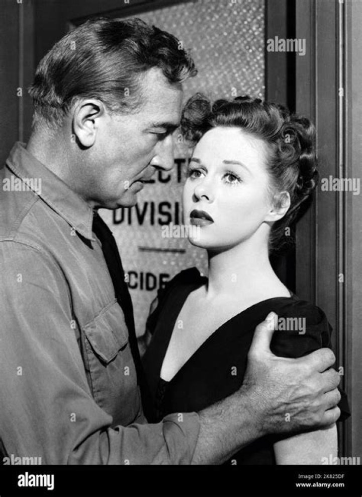 Gus Hoffman - Bio, Age, Wiki, Facts and Family