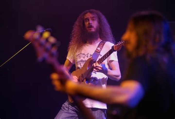 Guthrie Govan - Bio, Age, net worth, Wiki, Facts and Family