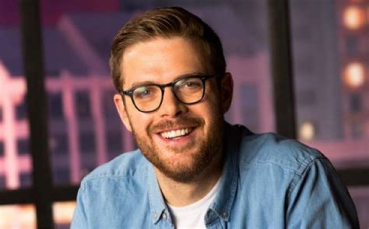 Guy Williams (comedian) - Wikipedia, Age, Net Worth, Biography , Spotify, TikTok, Facebook, Facts and Family