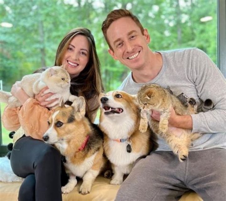Hammy the Corgi (webvideostar) - Wikipedia, Age, Net Worth, Biography , Spotify, TikTok, Facebook, Facts and Family