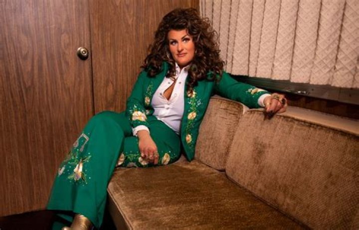 Hannah Dasher - Bio, Age, Wiki, Facts and Family