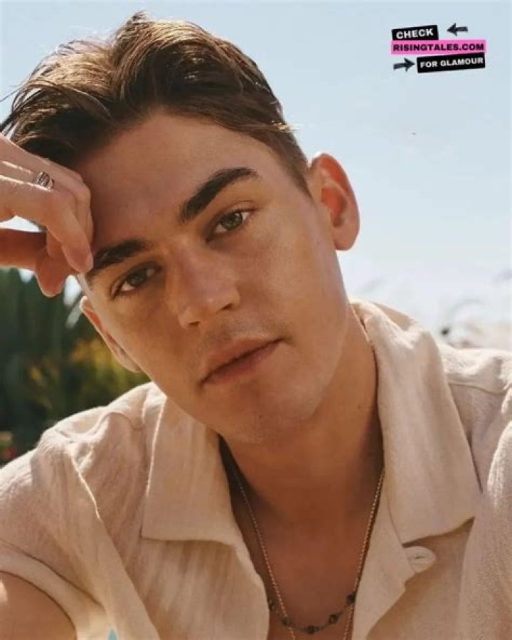 Hero Fiennes-Tiffin - Bio, Age, weight, height, Wiki, Facts and Family