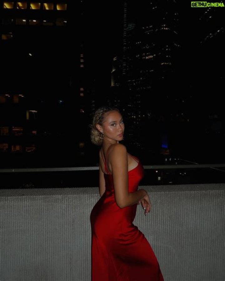 Honey Robinson (actress) - Wikipedia, Age, Net Worth, Biography , Spotify, TikTok, Facebook, Facts and Family