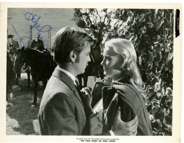 Hope Lange - Bio, Age, Wiki, Facts and Family